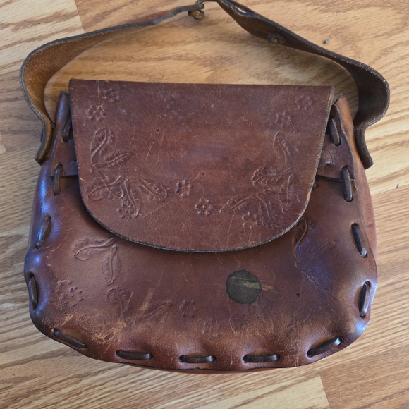 Vintage Handbags - Vintage Tooled Leather Purse Handbag